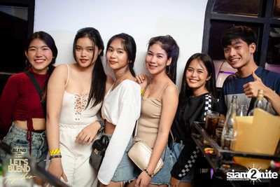 Let's Blend Together ที่ อ่าวอุดมสโมสร ศรีราชา — photo 169