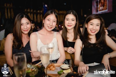 Friday Night at Ainu Bar — photo 38