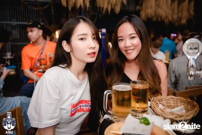 Friday Night at Ainu Bar — photo 46