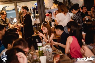 Friday Night at Ainu Bar — photo 73