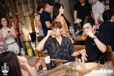 Friday Night at Ainu Bar — photo 97