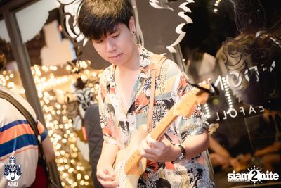 Friday Night at Ainu Bar — photo 106