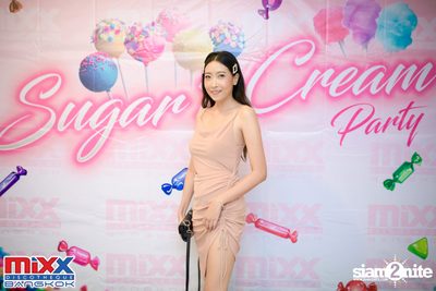 Sugar n Cream at MIXX Bangkok — photo 2