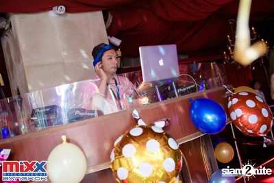 Sugar n Cream at MIXX Bangkok — photo 10