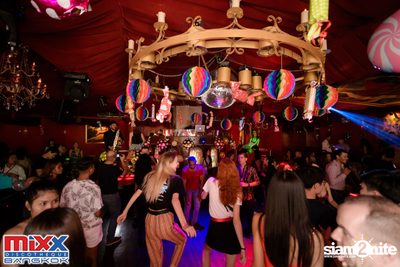 Sugar n Cream at MIXX Bangkok — photo 53