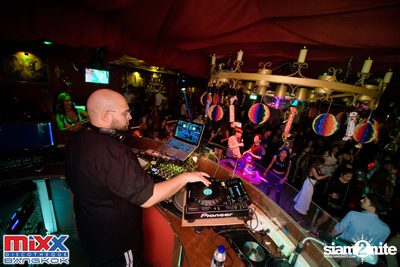 Sugar n Cream at MIXX Bangkok — photo 60