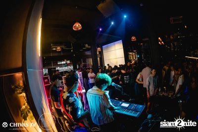 Pod Moderndog x Noi Pru ที่ เพลย์ลิสต์ เอกมัย — photo 41