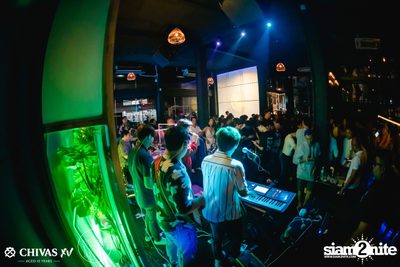 Pod Moderndog x Noi Pru ที่ เพลย์ลิสต์ เอกมัย — photo 42