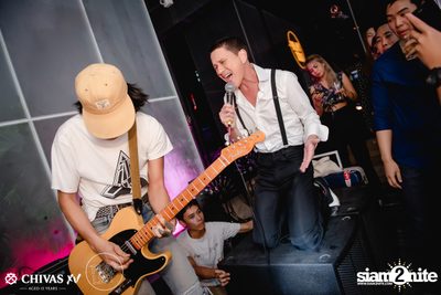 Pod Moderndog x Noi Pru ที่ เพลย์ลิสต์ เอกมัย — photo 98