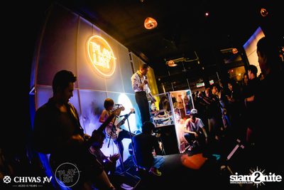 Pod Moderndog x Noi Pru ที่ เพลย์ลิสต์ เอกมัย — photo 115