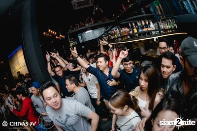 Pod Moderndog x Noi Pru ที่ เพลย์ลิสต์ เอกมัย — photo 139