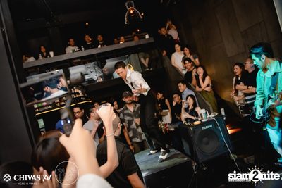 Pod Moderndog x Noi Pru ที่ เพลย์ลิสต์ เอกมัย — photo 165