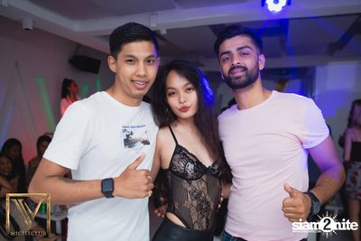 Saturday Night at V Nightclub — photo 34