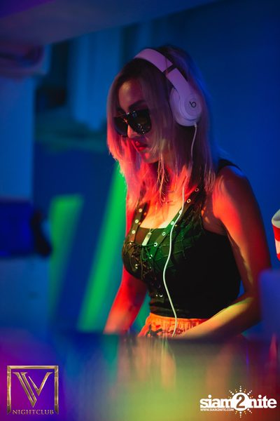 Saturday Night at V Nightclub — photo 84