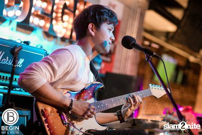 Budweiser นำเสนอ Youngohm & Maiyarap ที่ บีกิน บาร์ — photo 8