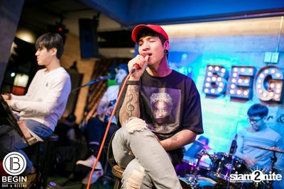 Budweiser นำเสนอ Youngohm & Maiyarap ที่ บีกิน บาร์ — photo 9