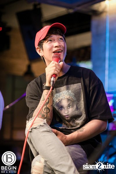 Budweiser นำเสนอ Youngohm & Maiyarap ที่ บีกิน บาร์ — photo 11