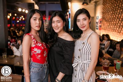 Budweiser นำเสนอ Youngohm & Maiyarap ที่ บีกิน บาร์ — photo 24