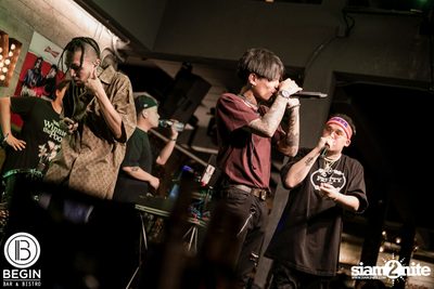 Budweiser นำเสนอ Youngohm & Maiyarap ที่ บีกิน บาร์ — photo 86