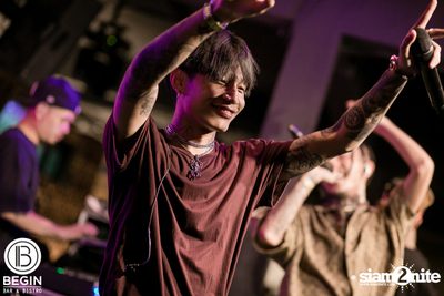Budweiser นำเสนอ Youngohm & Maiyarap ที่ บีกิน บาร์ — photo 89