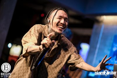 Budweiser นำเสนอ Youngohm & Maiyarap ที่ บีกิน บาร์ — photo 93