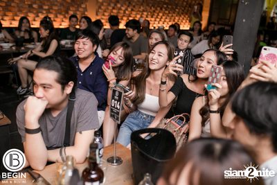 Budweiser นำเสนอ Youngohm & Maiyarap ที่ บีกิน บาร์ — photo 95