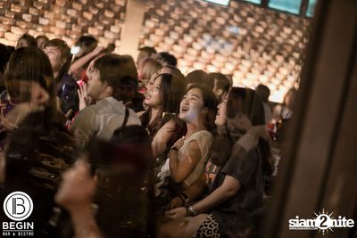 Budweiser นำเสนอ Youngohm & Maiyarap ที่ บีกิน บาร์ — photo 111