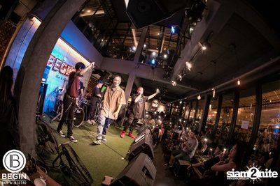 Budweiser นำเสนอ Youngohm & Maiyarap ที่ บีกิน บาร์ — photo 144