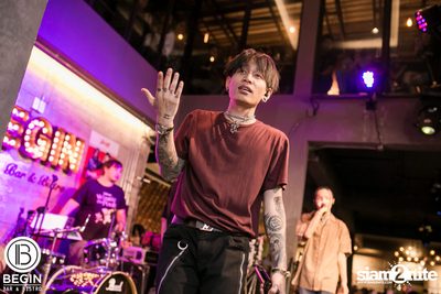 Budweiser นำเสนอ Youngohm & Maiyarap ที่ บีกิน บาร์ — photo 148