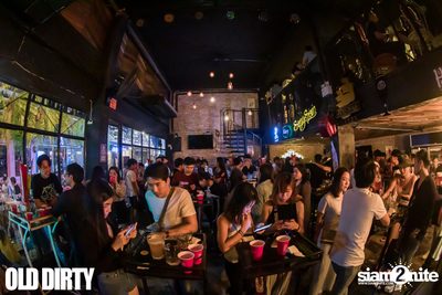 Monik x Wan Yai at Old Dirty — photo 30