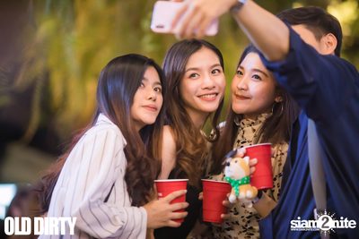 Monik x Wan Yai at Old Dirty — photo 40
