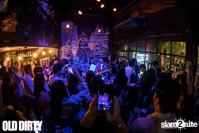 Monik x Wan Yai at Old Dirty — photo 93