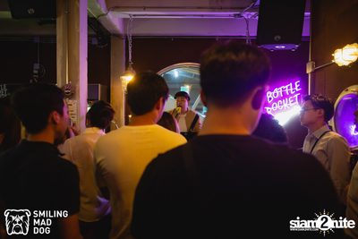 คอนเสิร์ต เอิ๊ต ภัทรวี ที่ร้าน Bottle Rocket Craft Beer Bar — photo 7