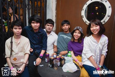 คอนเสิร์ต เอิ๊ต ภัทรวี ที่ร้าน Bottle Rocket Craft Beer Bar — photo 28