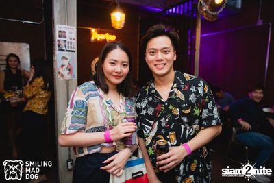 คอนเสิร์ต เอิ๊ต ภัทรวี ที่ร้าน Bottle Rocket Craft Beer Bar — photo 29