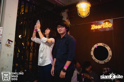 คอนเสิร์ต เอิ๊ต ภัทรวี ที่ร้าน Bottle Rocket Craft Beer Bar — photo 62