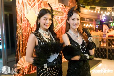 1st Anniversary กับ Brooks x Jewelz & Sparks ที่ บาร์บาร์บาร์ — photo 6