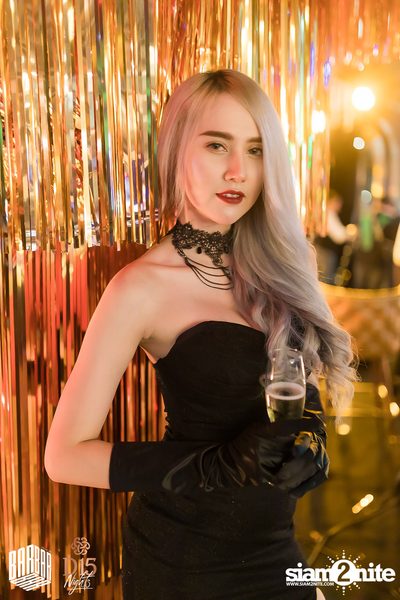 1st Anniversary กับ Brooks x Jewelz & Sparks ที่ บาร์บาร์บาร์ — photo 31