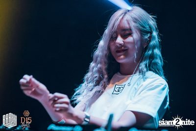1st Anniversary กับ Brooks x Jewelz & Sparks ที่ บาร์บาร์บาร์ — photo 54