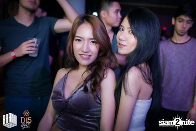 1st Anniversary กับ Brooks x Jewelz & Sparks ที่ บาร์บาร์บาร์ — photo 58