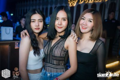 1st Anniversary กับ Brooks x Jewelz & Sparks ที่ บาร์บาร์บาร์ — photo 60