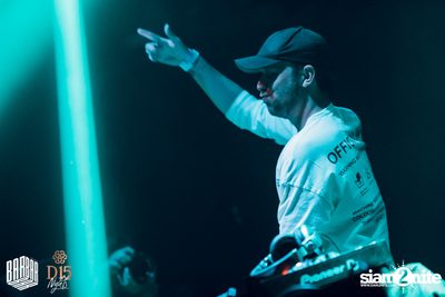 1st Anniversary กับ Brooks x Jewelz & Sparks ที่ บาร์บาร์บาร์ — photo 70