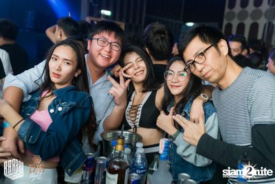 1st Anniversary กับ Brooks x Jewelz & Sparks ที่ บาร์บาร์บาร์ — photo 76