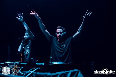 1st Anniversary กับ Brooks x Jewelz & Sparks ที่ บาร์บาร์บาร์ — photo 115
