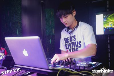 Jungle of Trap Party at Step Up Beer & Pub — photo 21