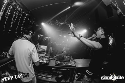 Jungle of Trap Party at Step Up Beer & Pub — photo 32