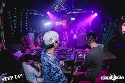 Jungle of Trap Party at Step Up Beer & Pub — photo 69
