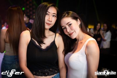 JEWELZ & SPARKS ที่ ดิฟเฟอร์ ผับ พัทยา — photo 25
