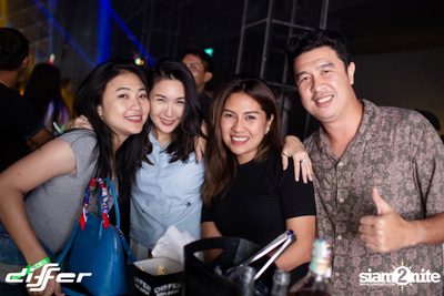 JEWELZ & SPARKS ที่ ดิฟเฟอร์ ผับ พัทยา — photo 35