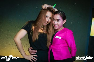 JEWELZ & SPARKS ที่ ดิฟเฟอร์ ผับ พัทยา — photo 52